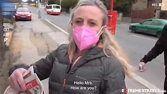 Public Sex With Vaginal Prolapse In Extreme Conditions