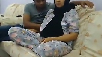 African Threesome With A Bangladeshi Randi - Six Clips