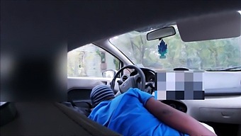 Chicago'S Working Girl Gives A Blowjob In A Parked Car 70 Miles Away