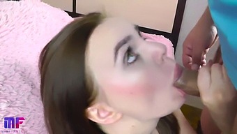Šikovně Používal Ústa A Ona Si To Užívala